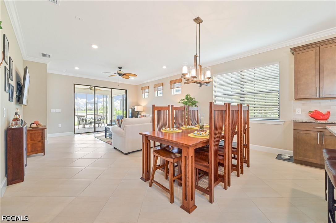 DiningArea