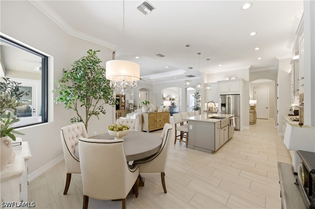 DiningArea