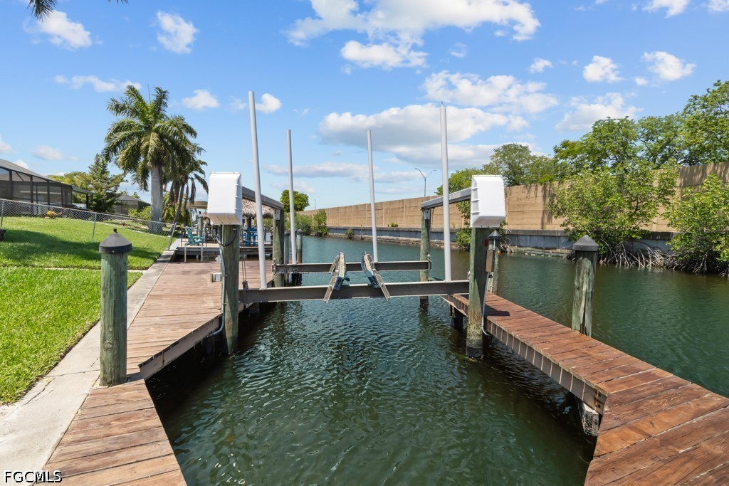 Dock