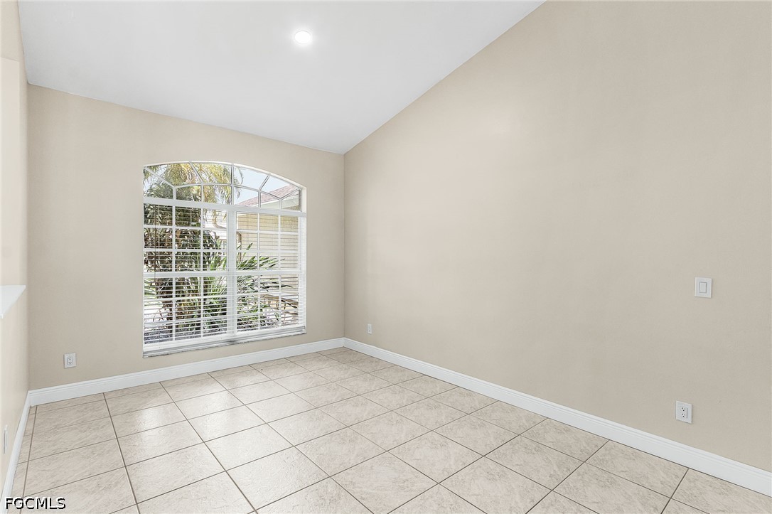 1204 5th, Cape Coral, FL 33990