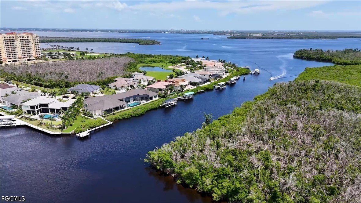 2501 52nd, Cape Coral, FL 33914