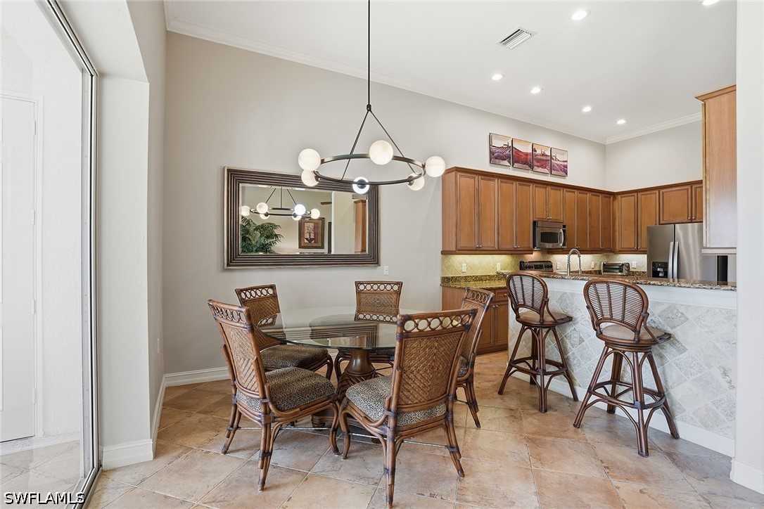 DiningArea