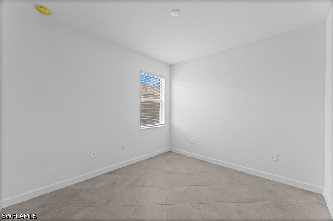 1587 Double Eagle, Naples, FL 34120
