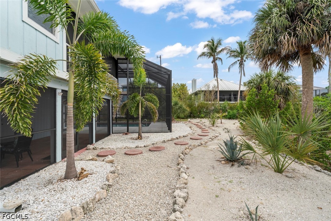 589 Rabbit, Sanibel, FL 33957