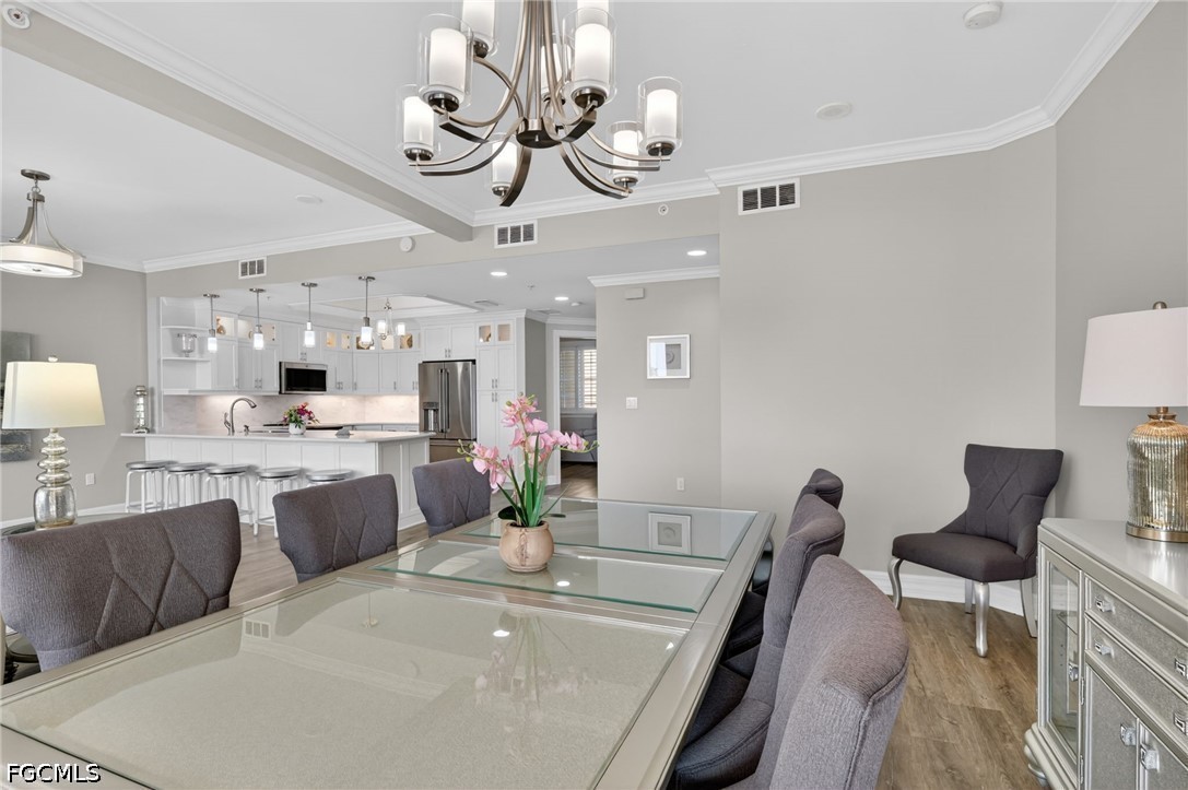 DiningArea