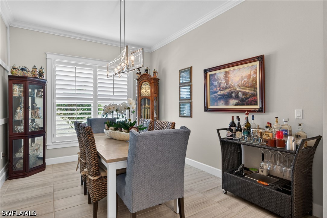 DiningRoom