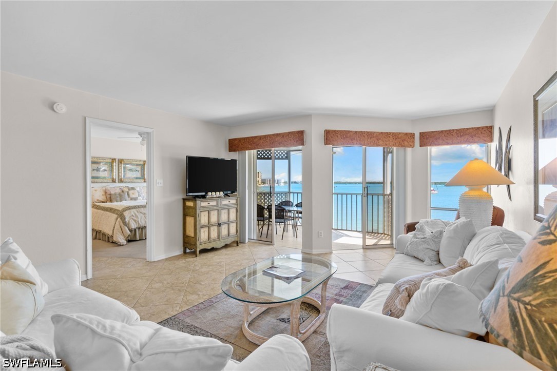 991 Barfield Unit 307, Marco Island, FL 34145