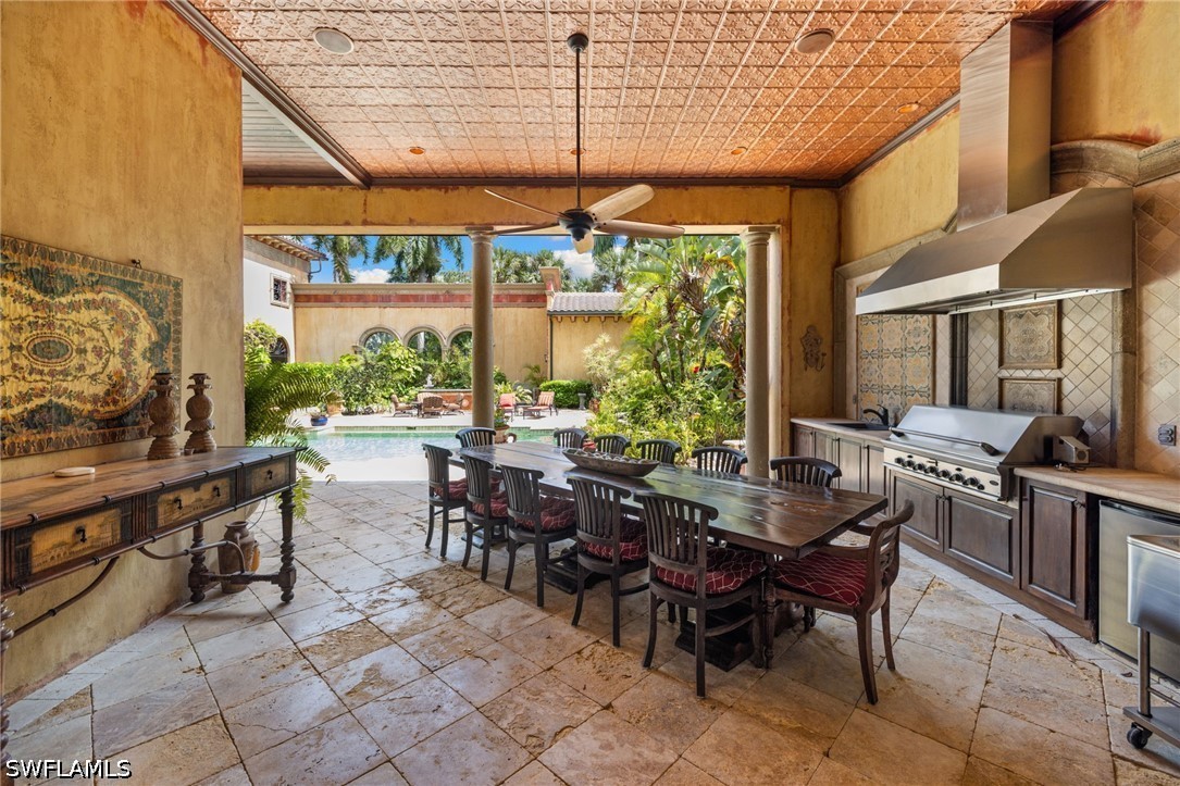 DiningArea