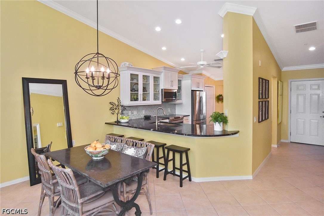 DiningArea