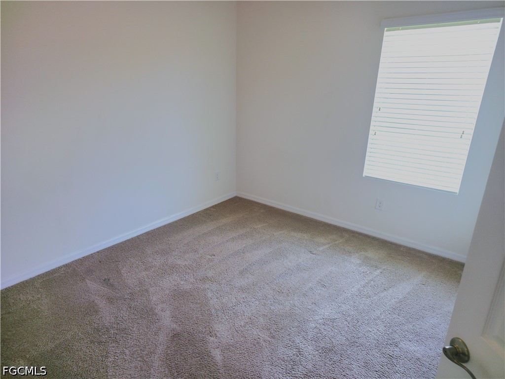 1148 27th, Cape Coral, FL 33993
