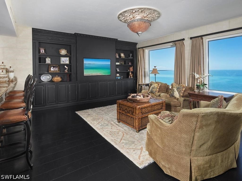 FamilyRoom