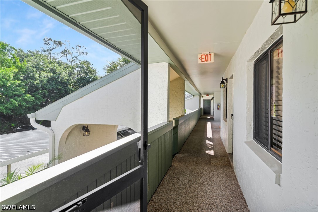 2980 Kings Lake Unit 2980, Naples, FL 34112