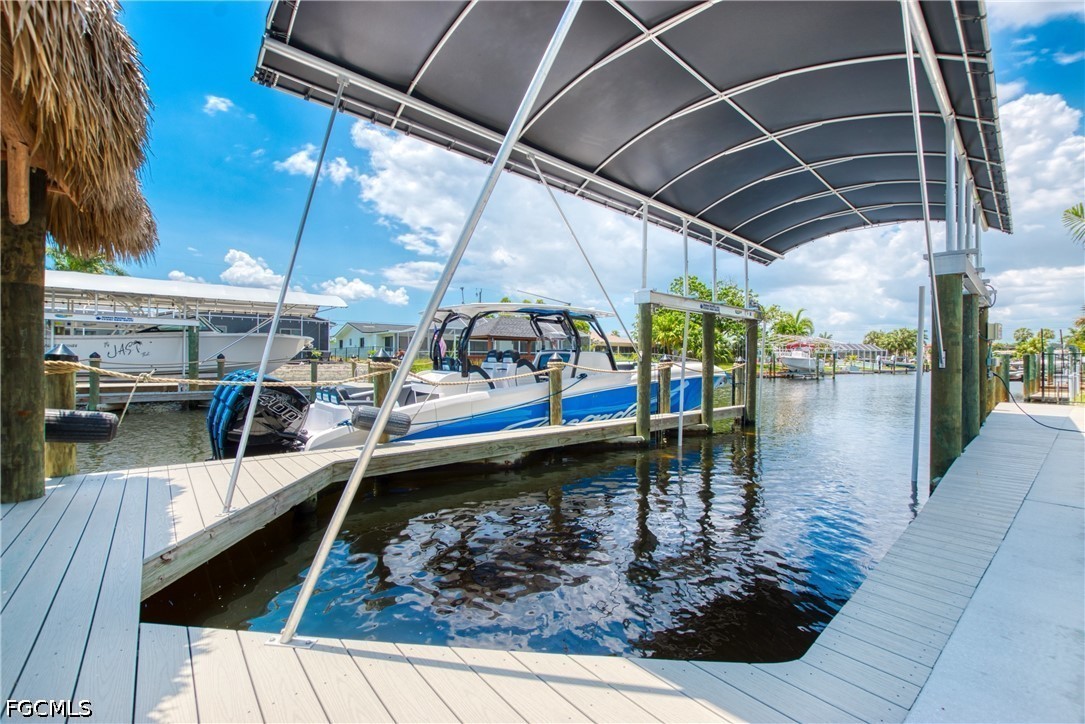 Dock
