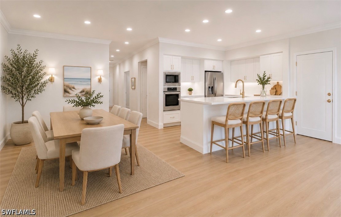 222 Harbour Unit 301, Naples, FL 34103
