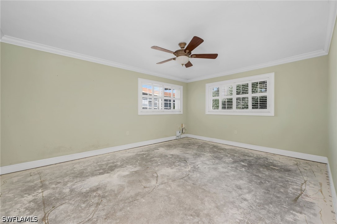 222 Harbour Unit 301, Naples, FL 34103
