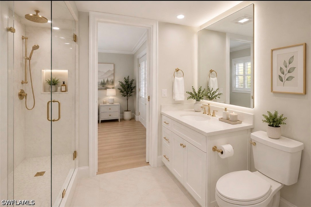 222 Harbour Unit 301, Naples, FL 34103