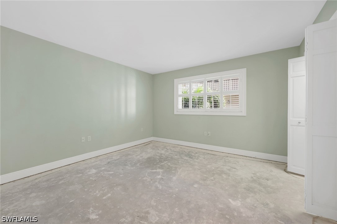 222 Harbour Unit 301, Naples, FL 34103