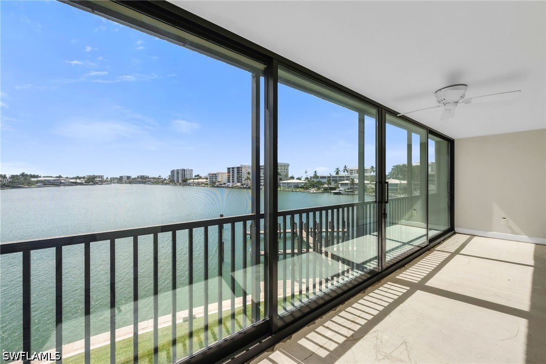 222 Harbour Unit 301, Naples, FL 34103