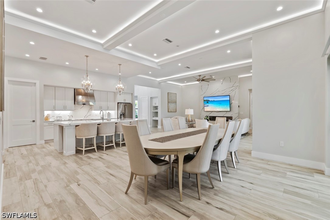 DiningArea