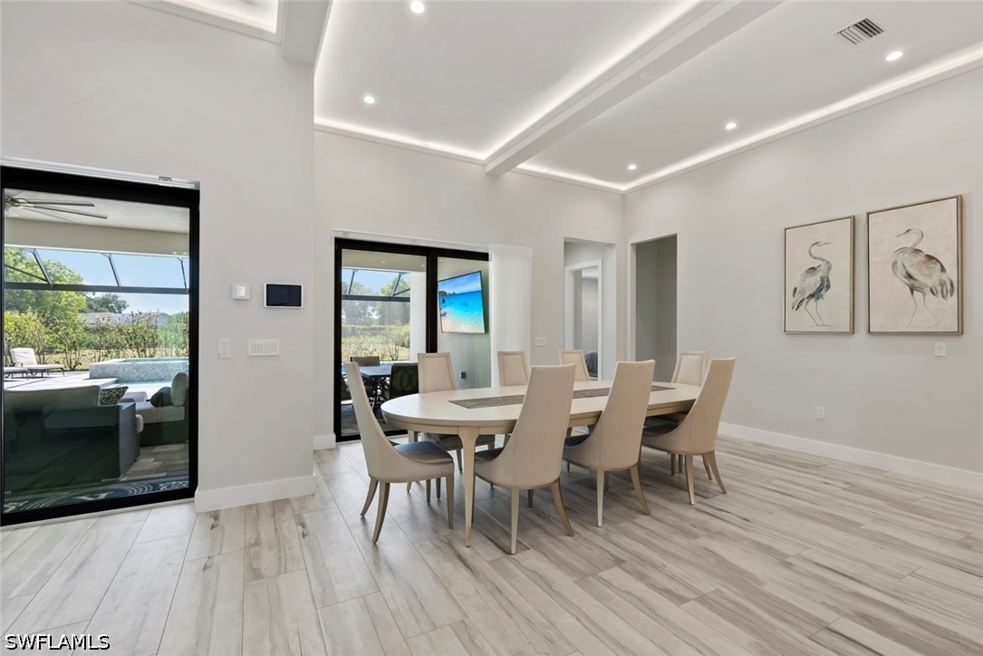 DiningArea