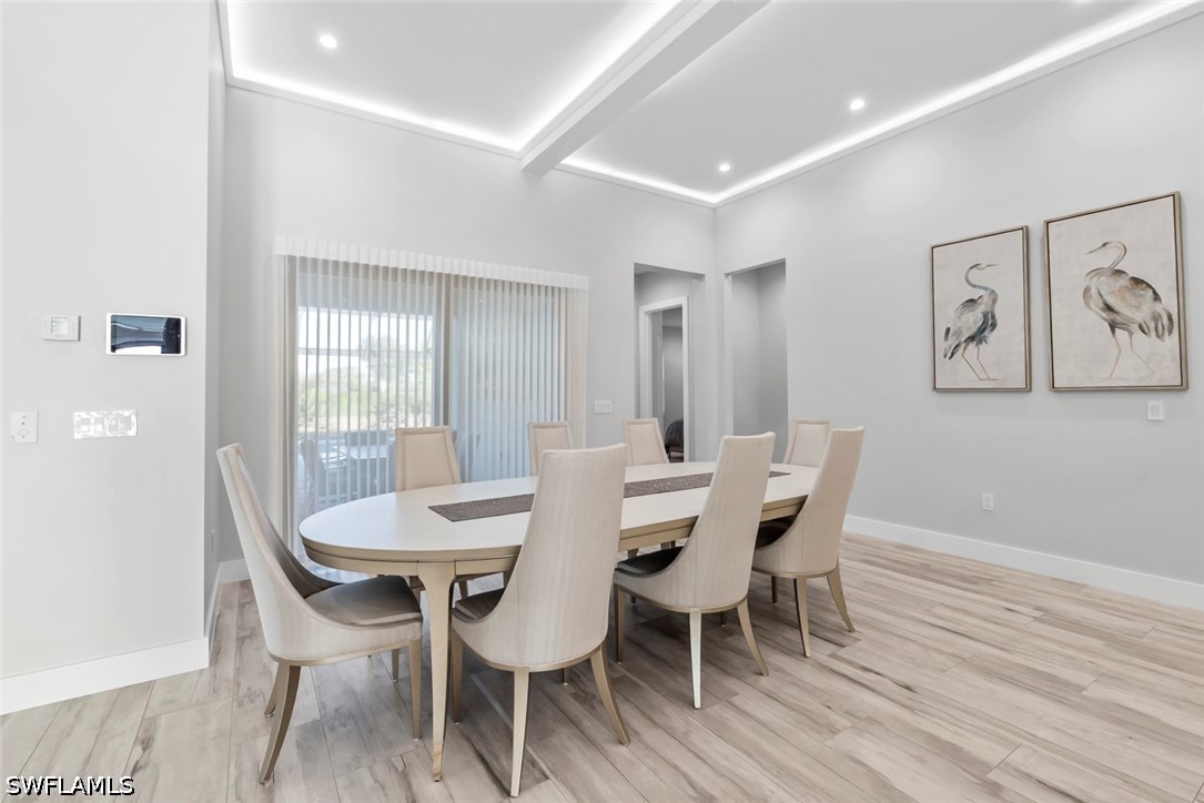 DiningArea