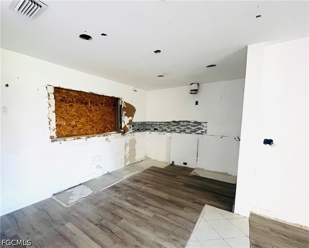 703 Monterey, Cape Coral, FL 33904
