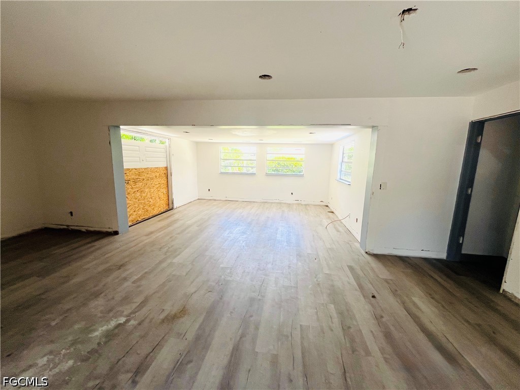 703 Monterey, Cape Coral, FL 33904