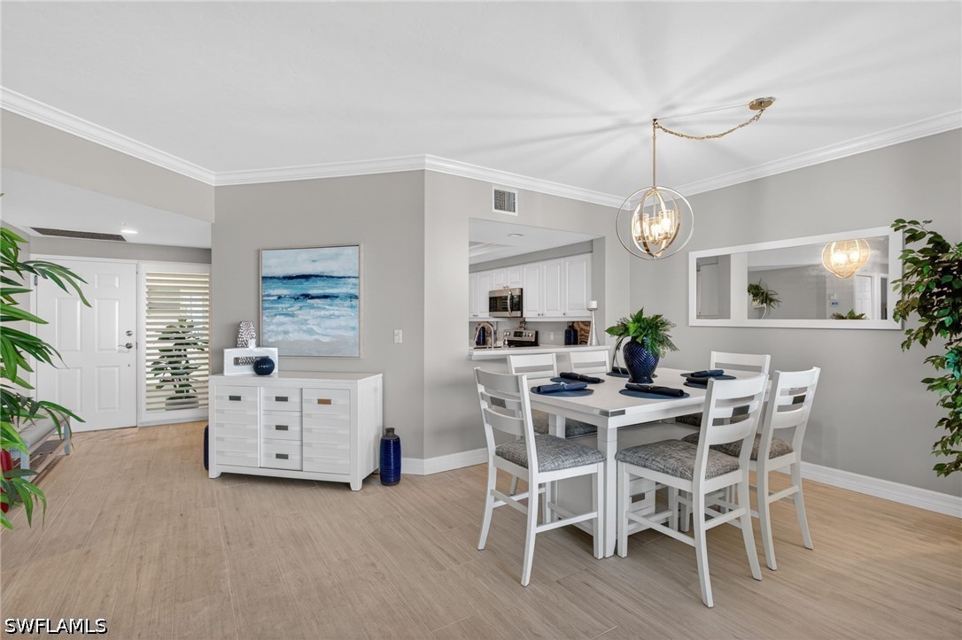 DiningArea