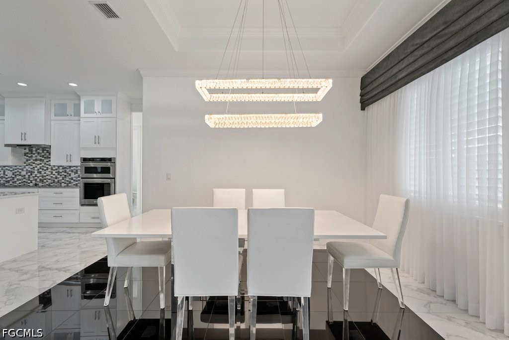DiningArea