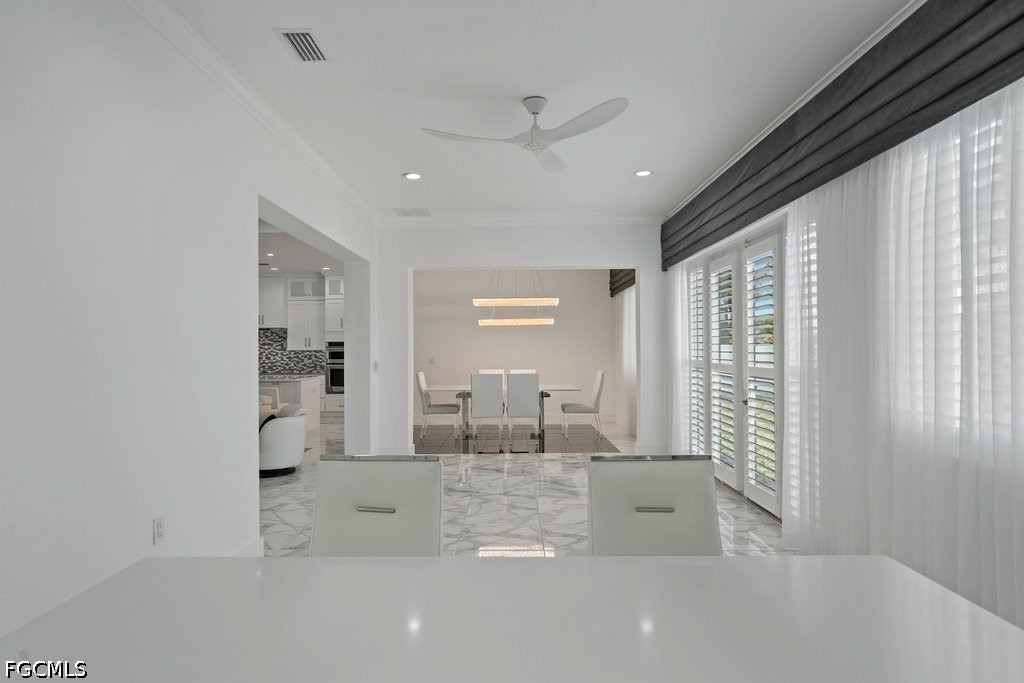DiningArea