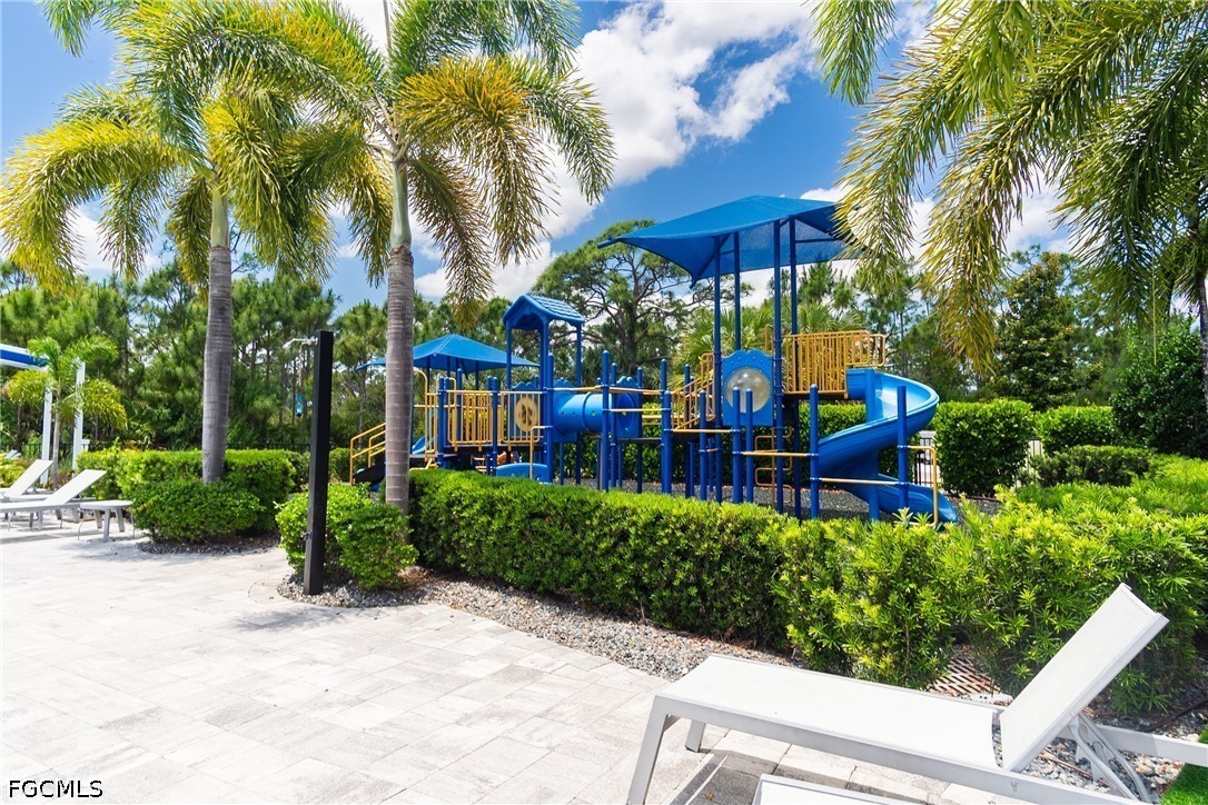 2707 Tarragona, Cape Coral, FL 33909
