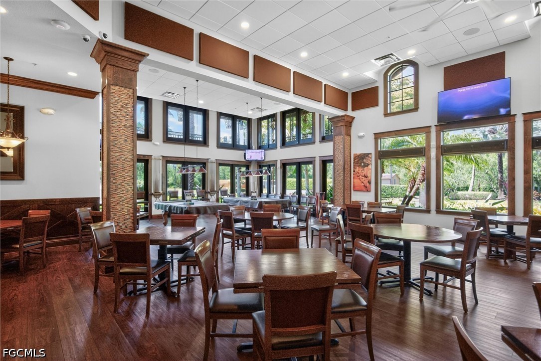 DiningArea
