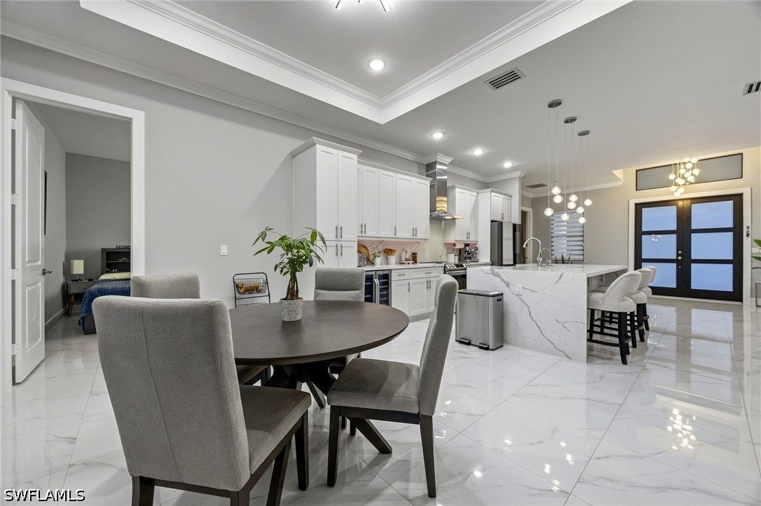DiningArea