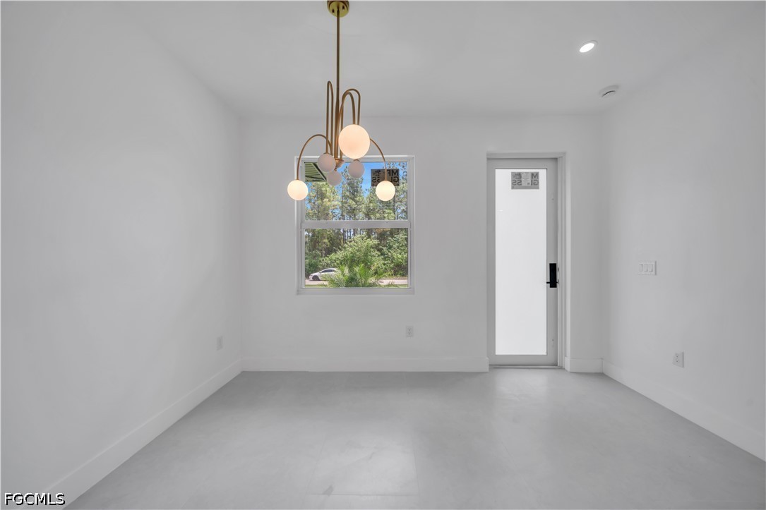 2005 Robert, Alva, FL 33920
