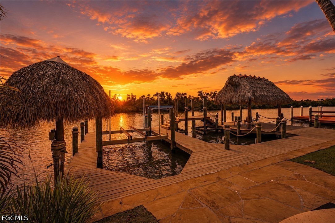 Dock