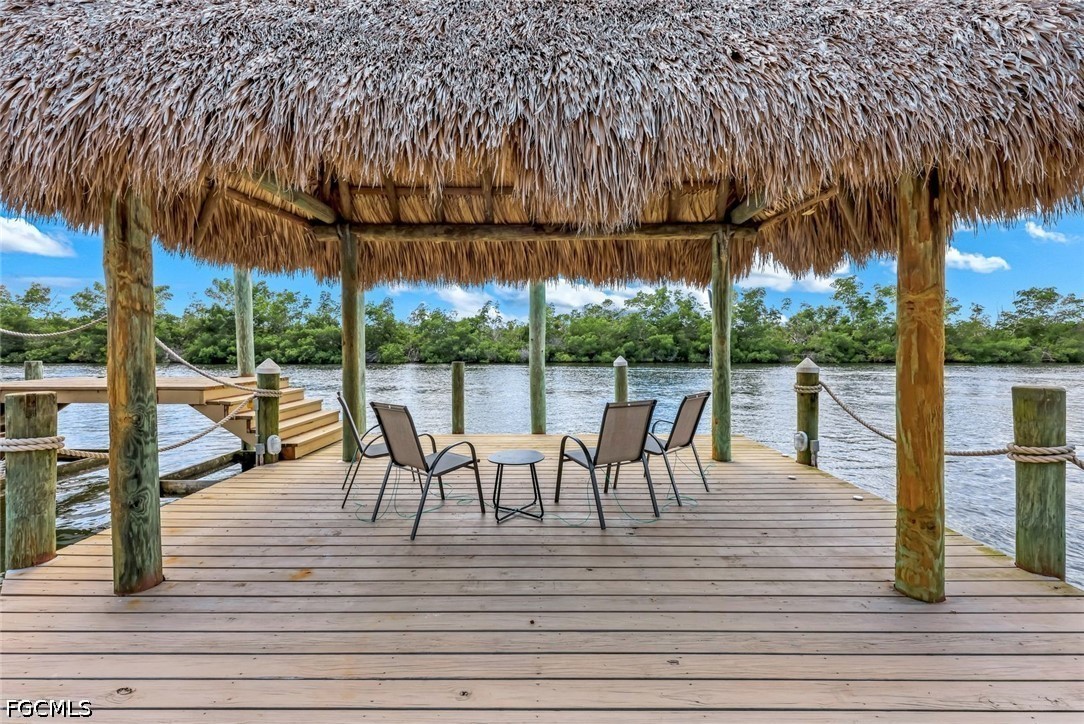 Dock
