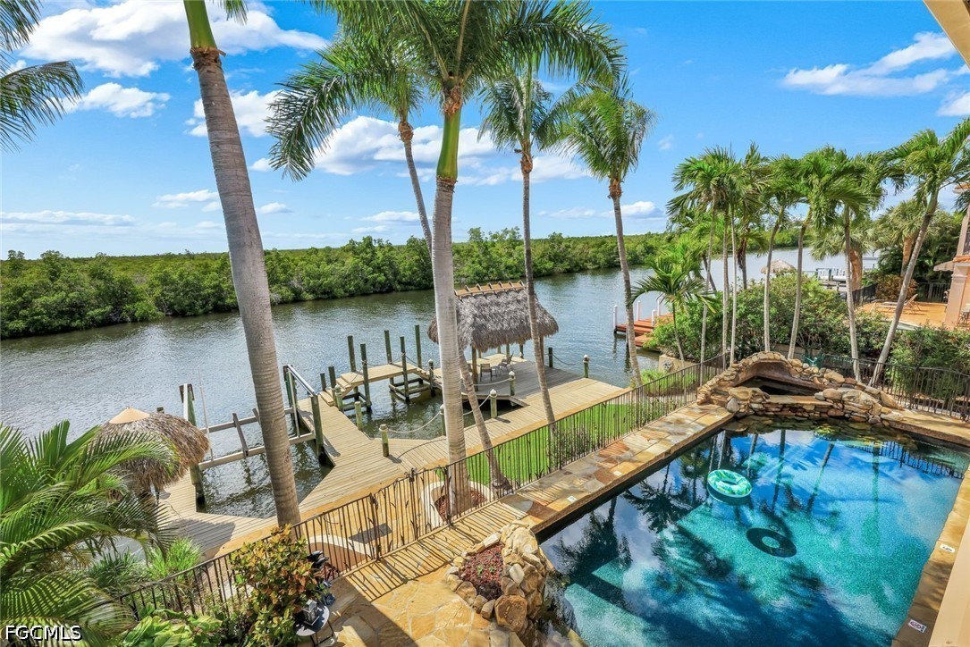 Dock