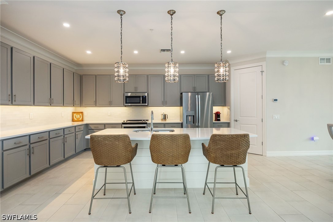183 Indies Unit 202, Naples, FL 34114