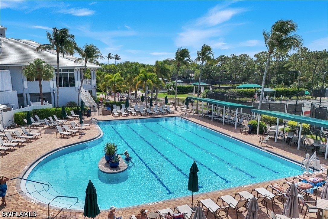 15040 Sterling Oaks, Naples, FL 34110