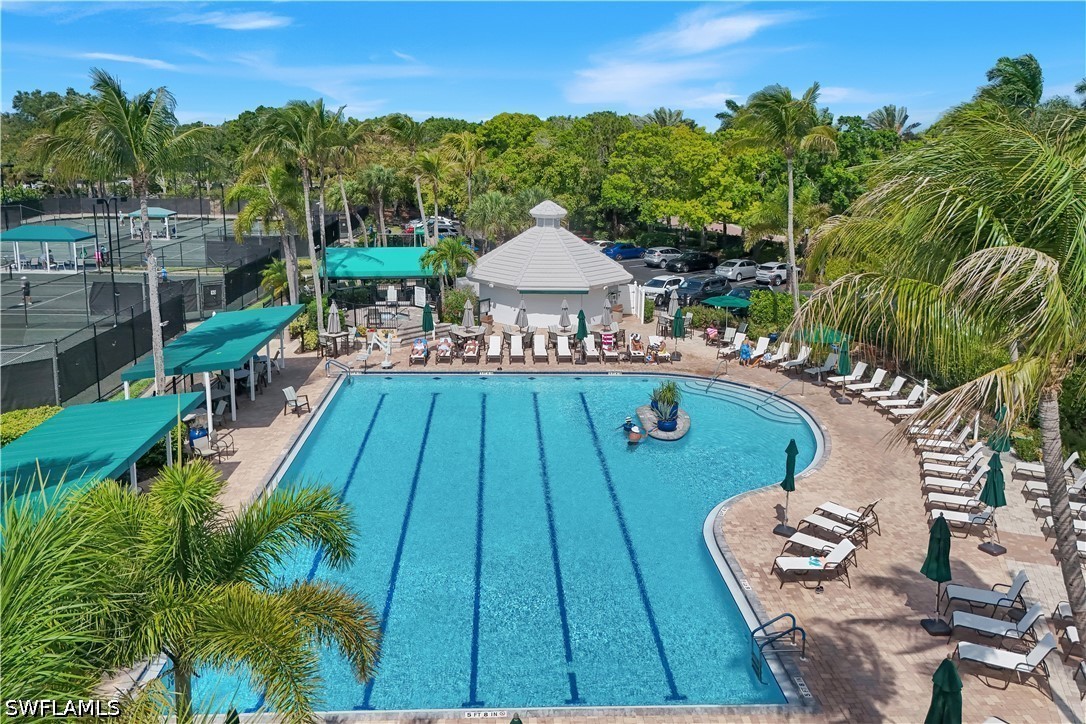 15040 Sterling Oaks, Naples, FL 34110