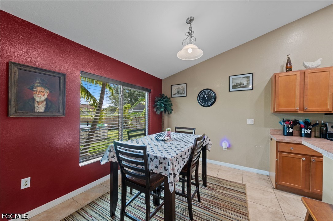 DiningArea