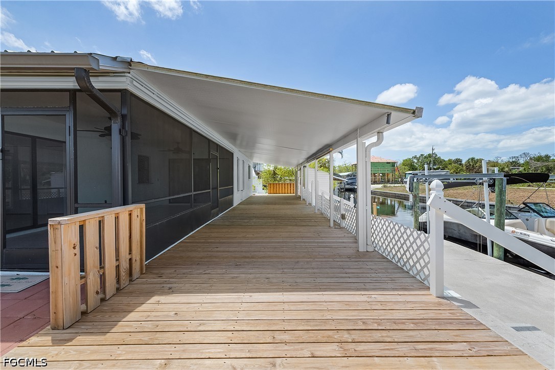Dock