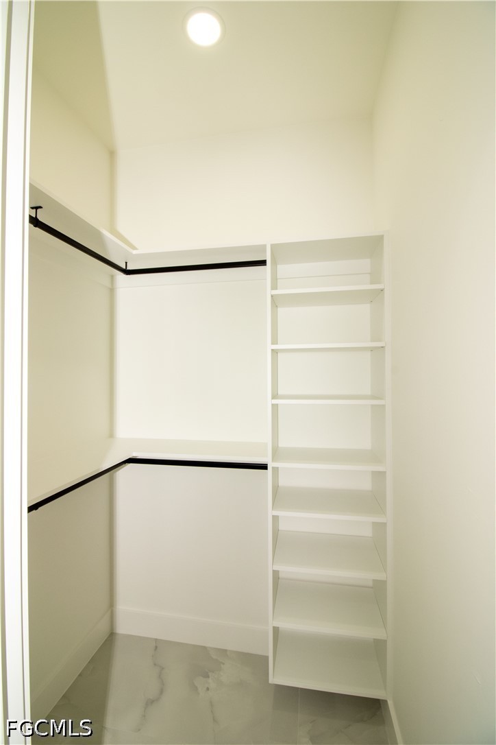 WalkInClosets
