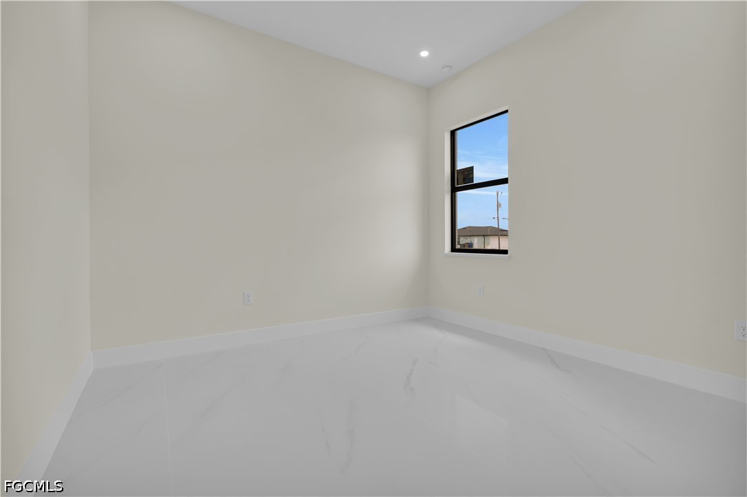 537 Paloma, Lehigh Acres, FL 33974