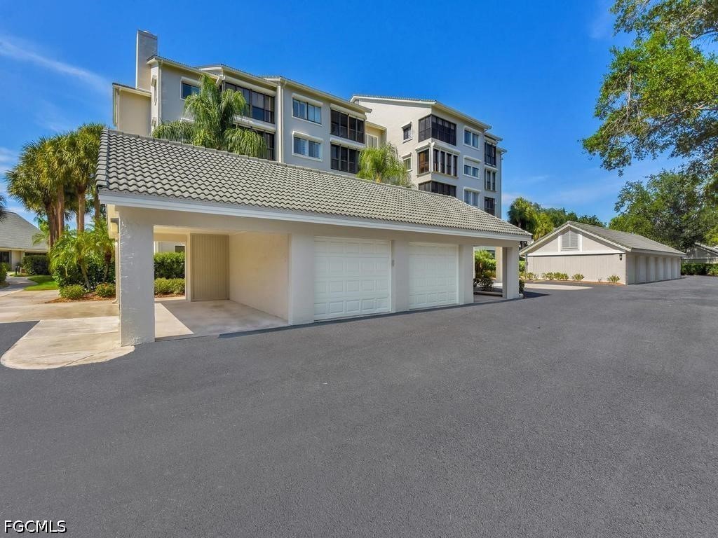 201 Arbor Lake Unit 404, Naples, FL 34110