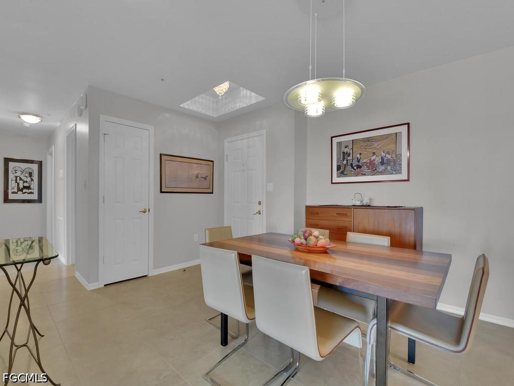 DiningArea