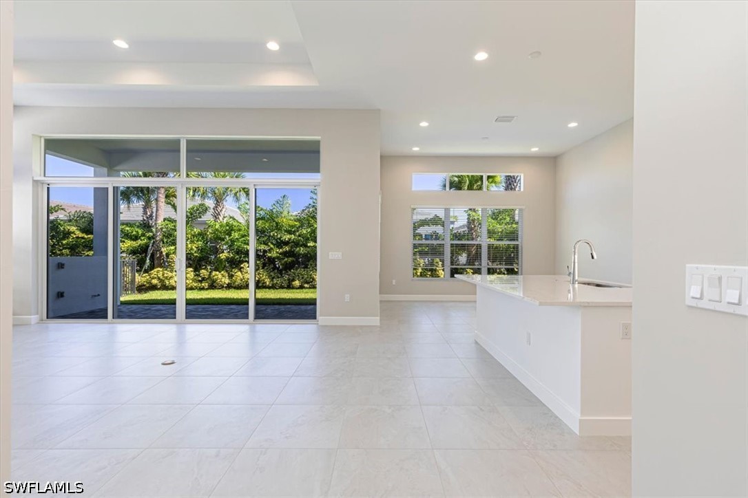 2745 Durham, Naples, FL 34112