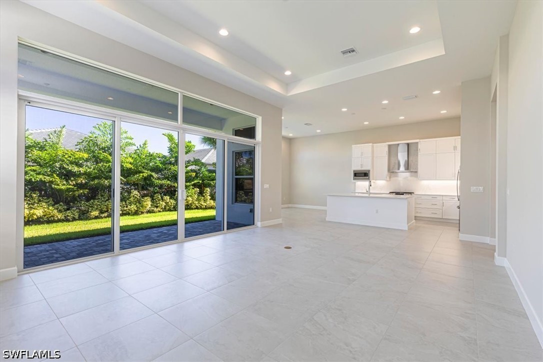 2745 Durham, Naples, FL 34112
