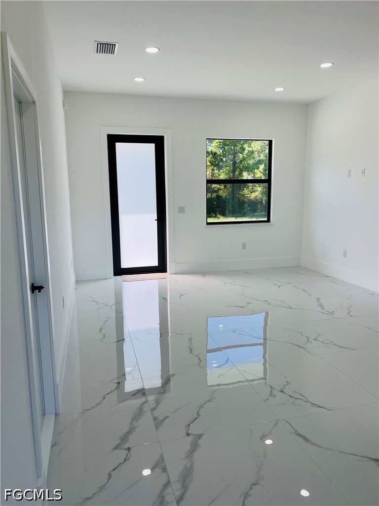 1131 Fogia, Lehigh Acres, FL 33974