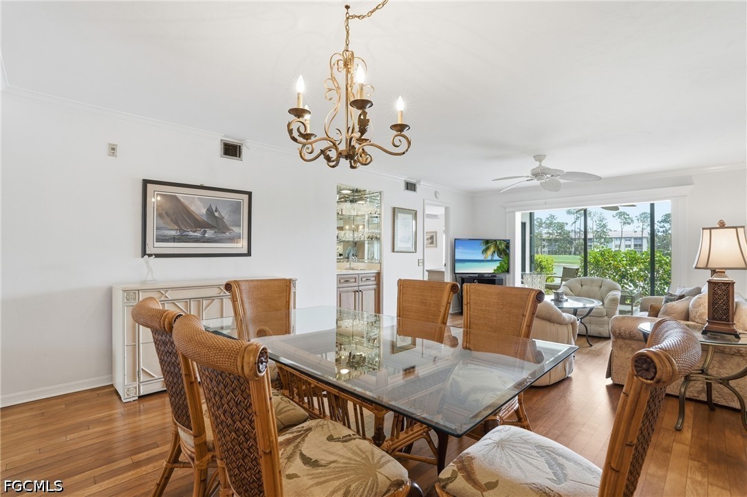 DiningArea